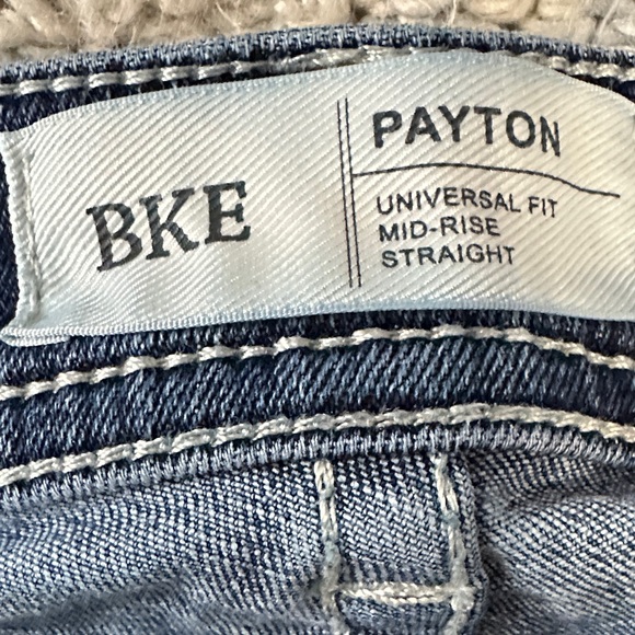 BKE Payton Women's Distressed Straight Jeans - Medium Blue 30x29.5 - Picture 2 of 9